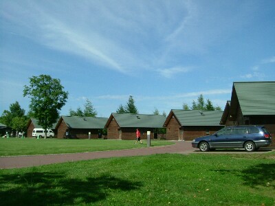 cabinS_out_s.jpg